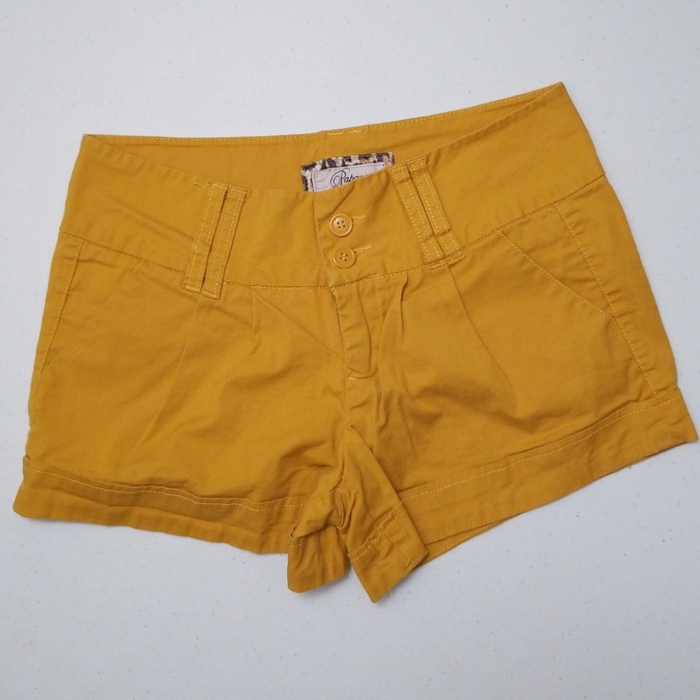 🎁3/$15 Cute Papaya shorts size S